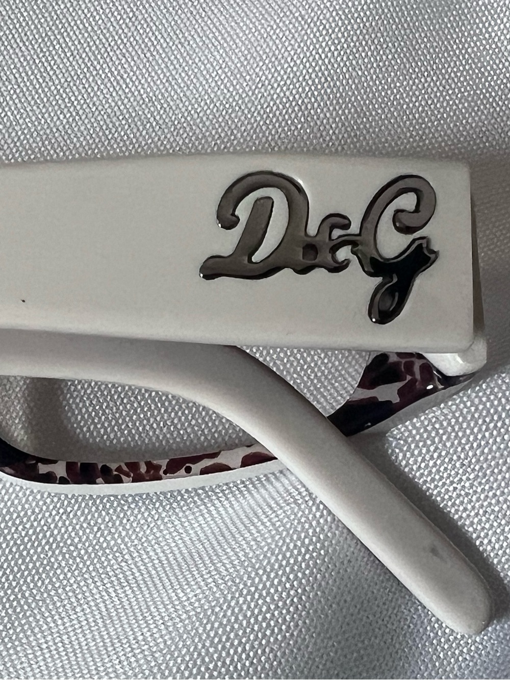 D&G White Frame Eyeglasses with Brown Leopard-Print Temples - Picture 11 of 14